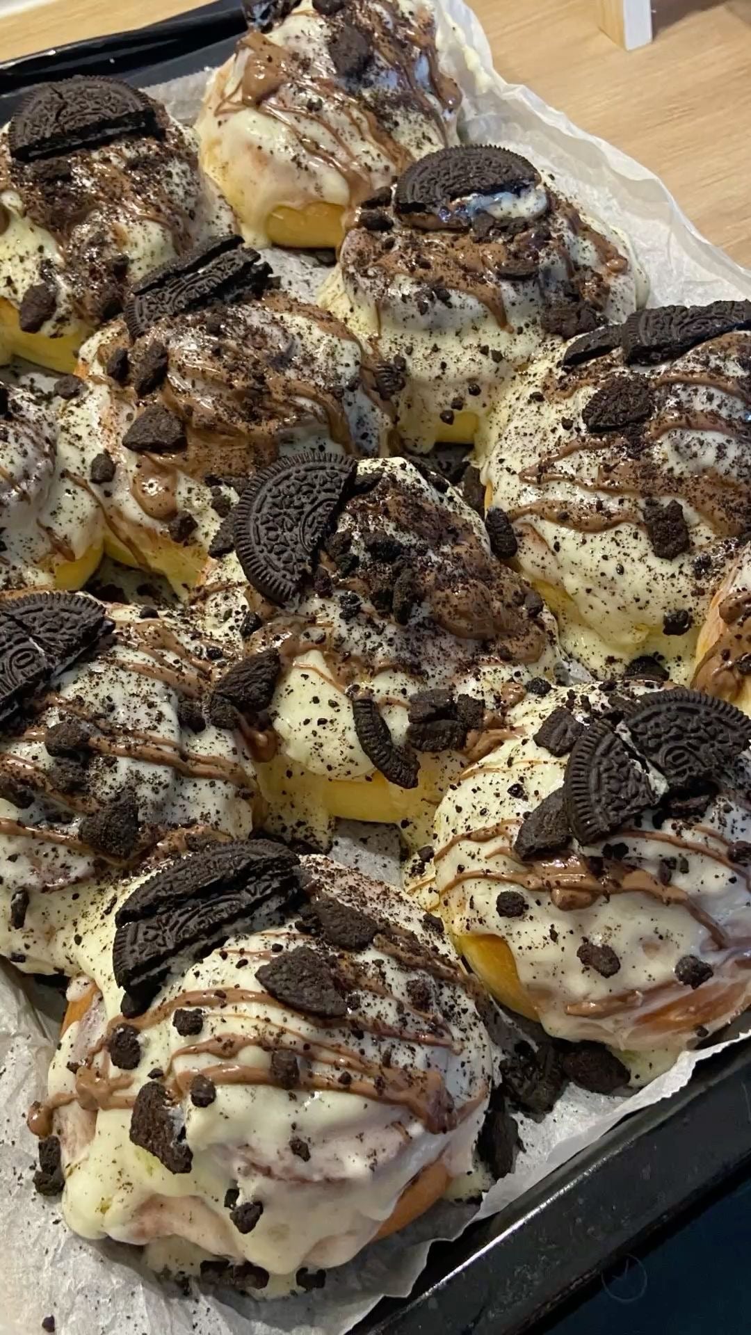 Oreo Cinnamon Roll